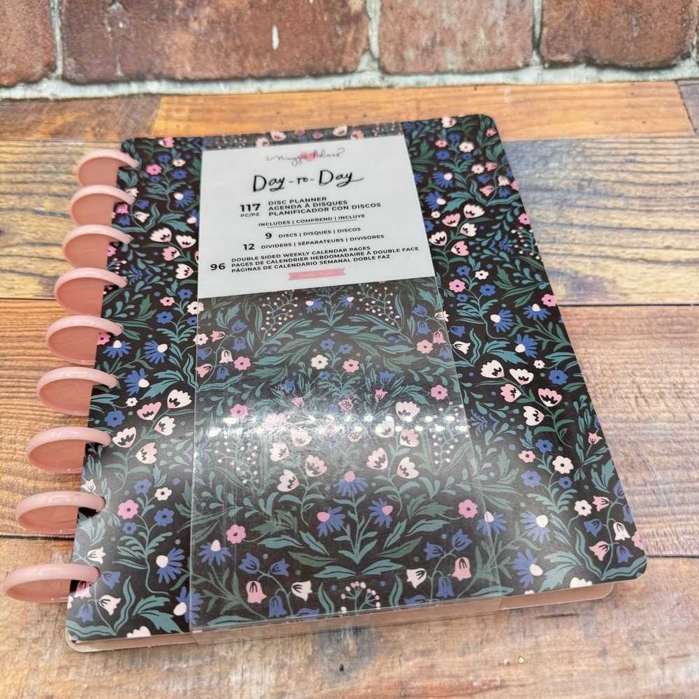 Maggie Holmes Day-To-Day 9 Disc Undated Planner Floral Black Pink Datebook
